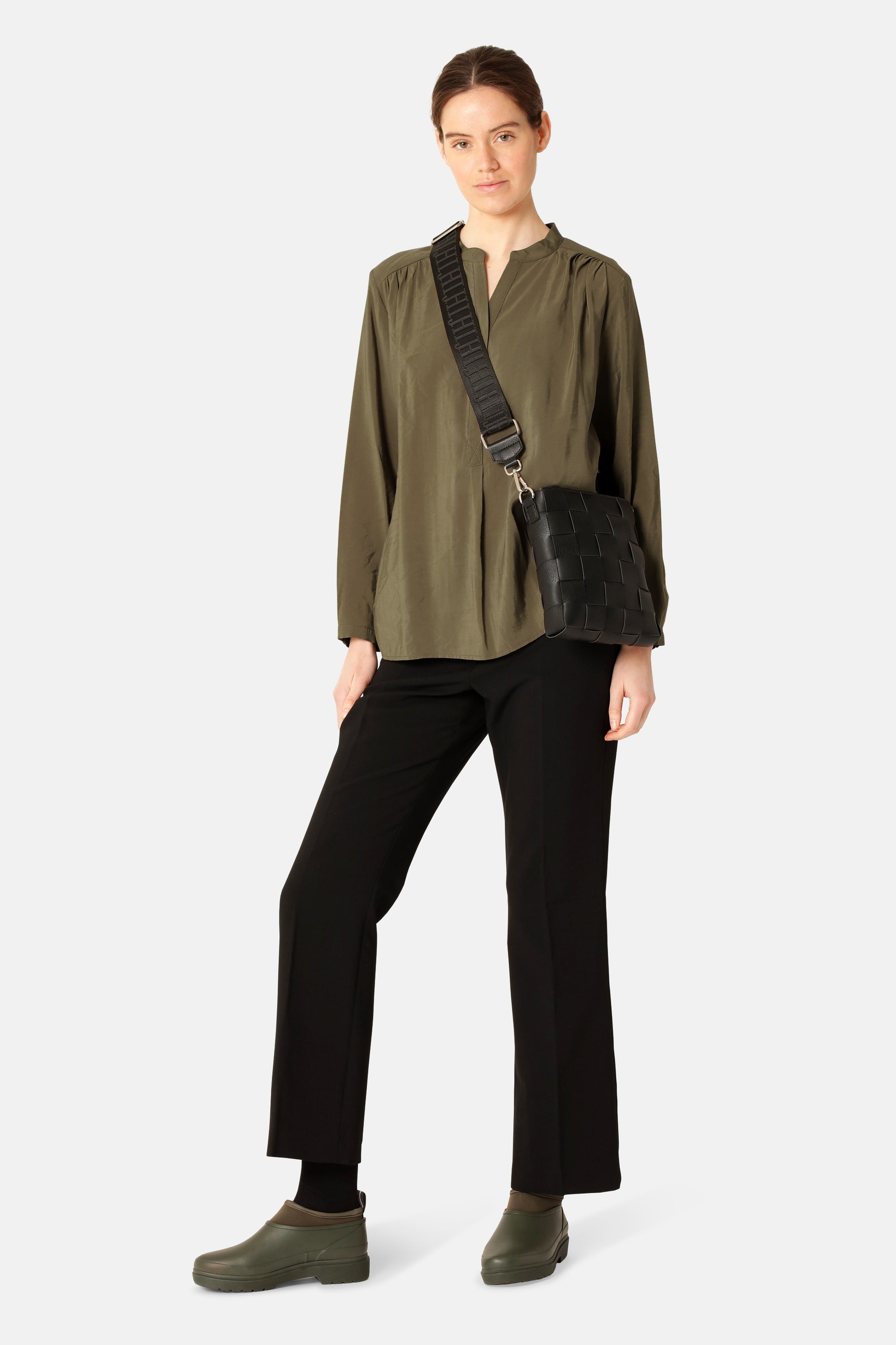 Braided Squared Cross-Body - Black